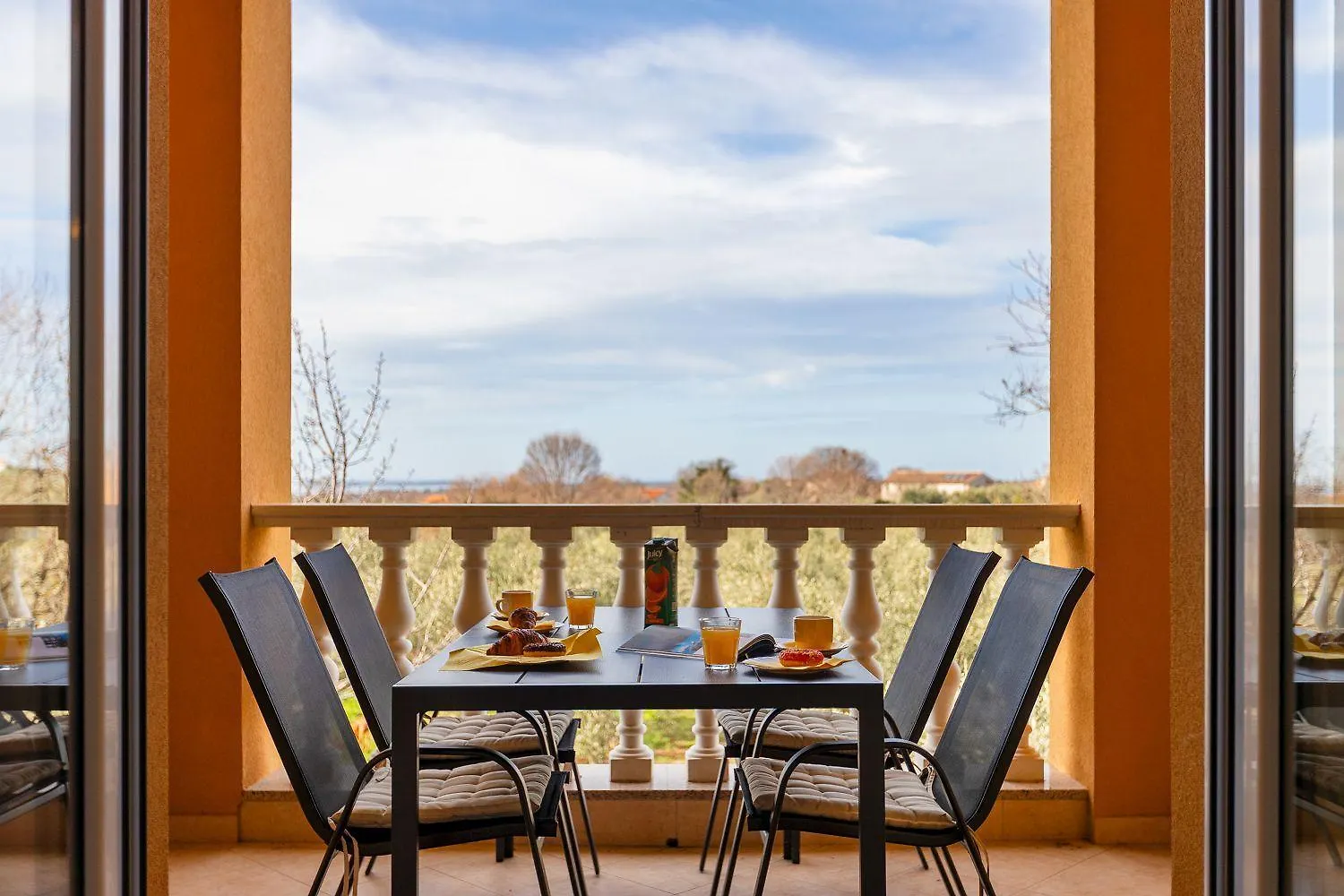 Preiswertes Apartment Mit Stylischem Interiour, Babybett, Spielplatz Vodnjan 0*,  Croatia