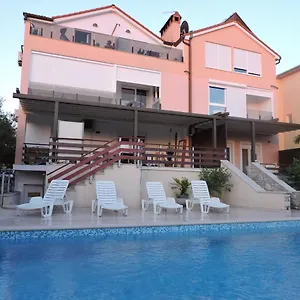  Apartment Berat
